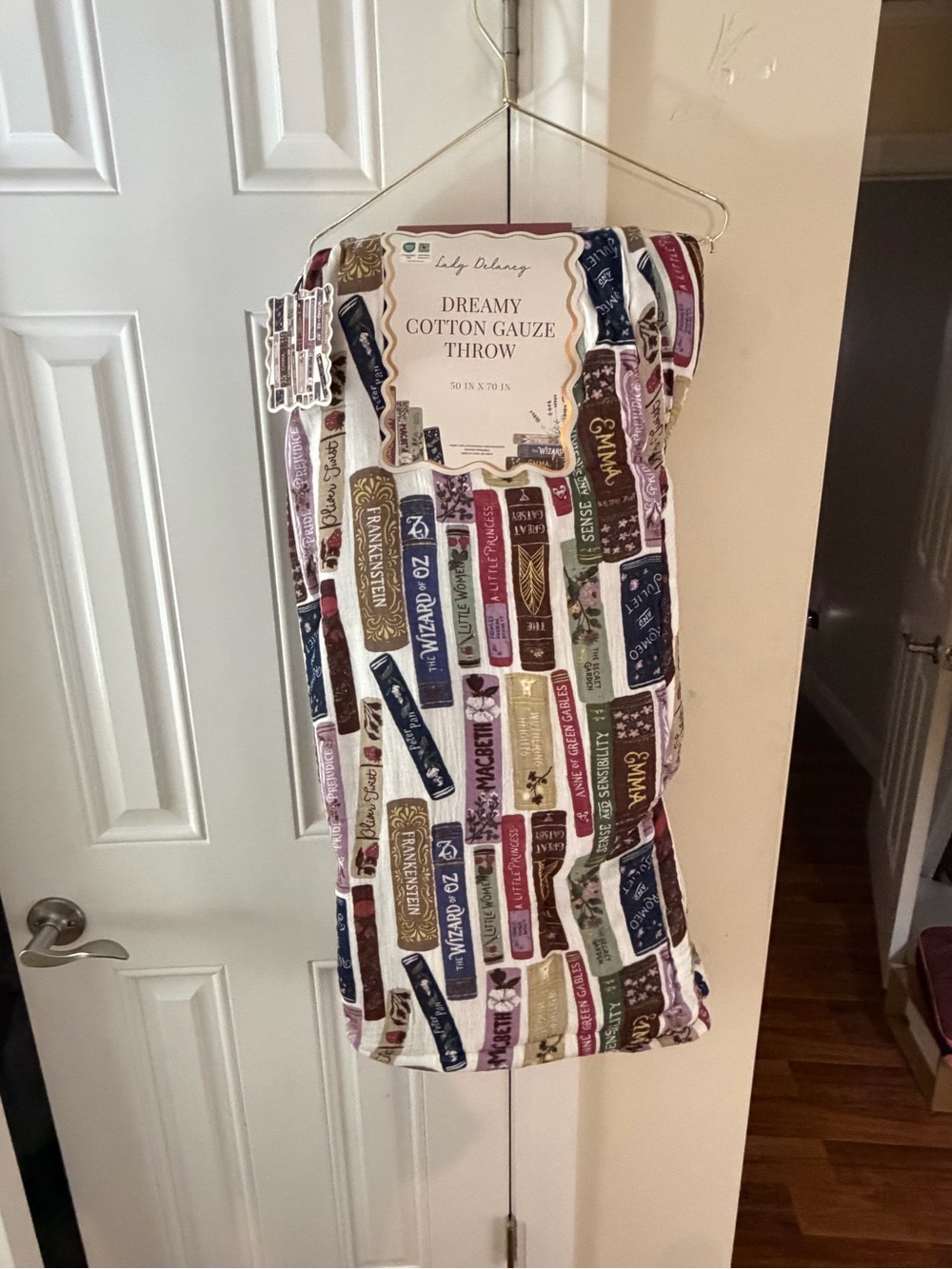 Lady Delaney Dreamy Cotton Gauze Throw Blanket with Books